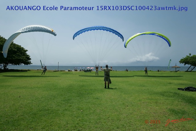 013 AKOUANGO Ecole Paramoteur 15RX103DSC100423awtmk.jpg