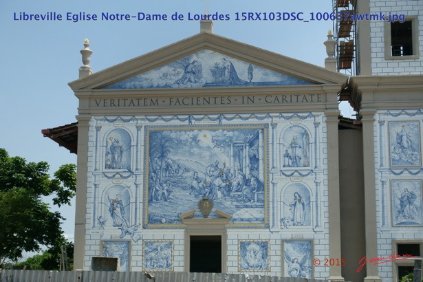 003 Libreville Eglise Notre-Dame de Lourdes en Travaux 15RX103DSC_100637awtmk.jpg
