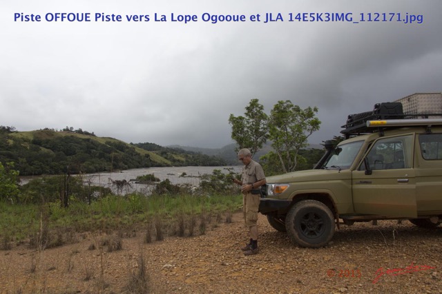053 Piste OFFOUE Piste vers La Lope Ogooue et JLA 14E5K3IMG_112171wtmk.JPG