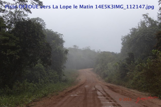 054 Piste OFFOUE vers La Lope le Matin 14E5K3IMG_112147wtmk.JPG