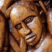 112 Saint-Michel de NKEMBO 2 Poteau Sculpte avec Scene Biblique 20E80DIMG_201228146046_DxOwtmk 150k.jpg