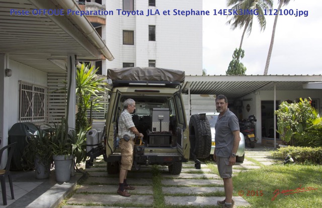 005 Piste OFFOUE Preparation Toyota JLA et Stephane 14E5K3IMG_112100wtmk.JPG