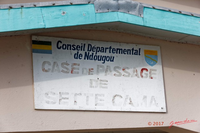 115 LOANGO 3 Inyoungou Sounga Sette-Cama Conseil Departemental Case de Passage 16E5K3IMG_122351_DxOwtmk.jpg