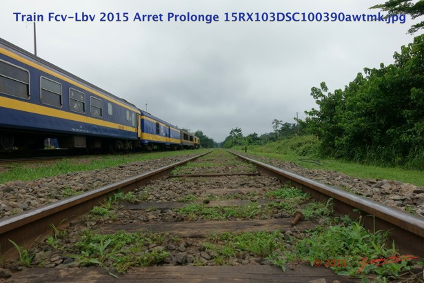 004 Train Fcv-Lbv 2015 Arret Prolonge 15RX103DSC100390awtmk.jpg