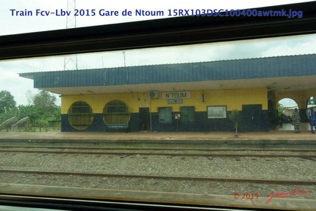 009 Train Fcv-Lbv 2015 Gare de Ntoum 15RX103DSC100400awtmk.jpg