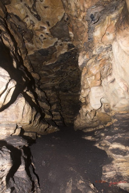 082 MISSIE la Grotte Tunnel de Passage 16E5K3IMG_120412wtmk.jpg