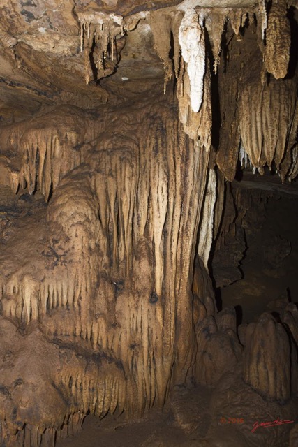 091 BOUKAMA la Grotte Cavite 2 avec Concretions 16E5K3IMG_120068wtmk.jpg