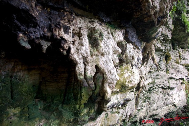 105 LEKABI Grotte Stalactite Entree 8EIMG_26507wtmk.jpg