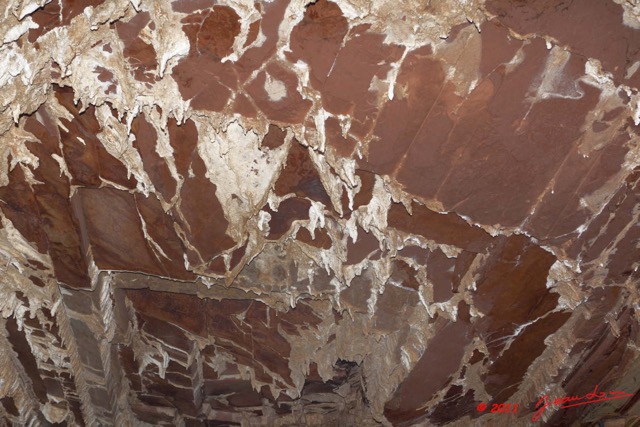 044 Grotte de BONGOLO Plafond avec Concretions 11E5K2IMG_71762wtmk.jpg.jpg