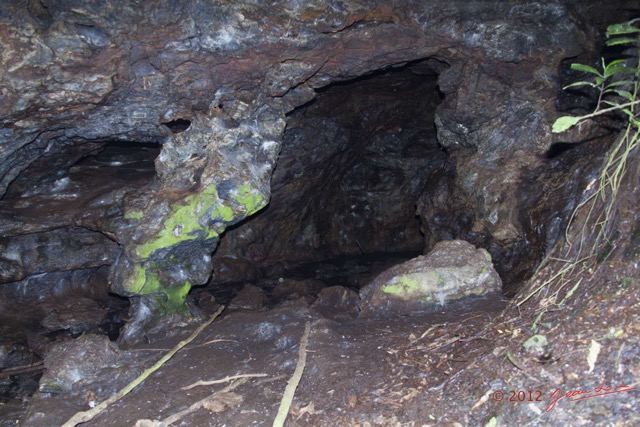 030 BATOUALA la Grotte Entree 12E5K2IMG_75734wtmk.jpg