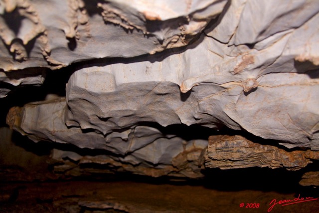 032 TSONA Grotte Concretions 8EIMG_23432wtmk.jpg
