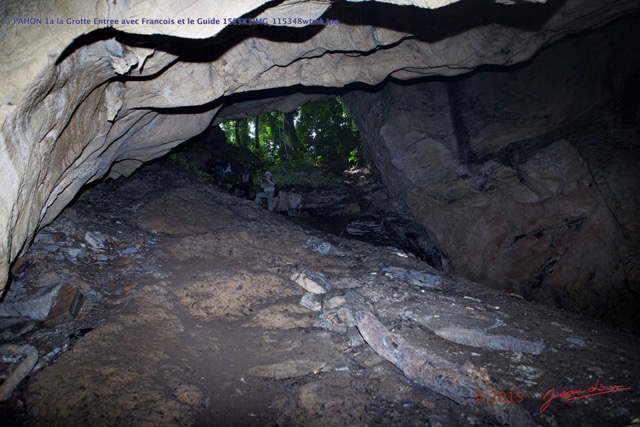 072 PAHON 1a la Grotte Entree avec Francois et le Guide 15E5K3IMG_115348wtmk.jpg