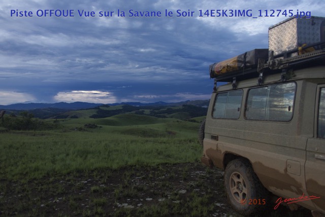 145 Piste OFFOUE Vue sur la Savane le Soir 14E5K3IMG_112745wtmk.JPG