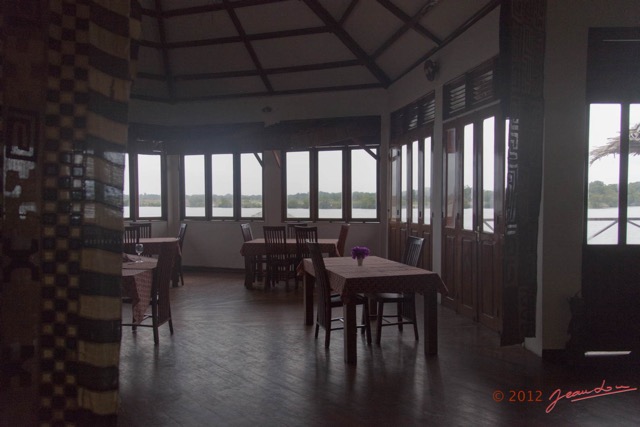 020 LOANGO Lodge Restaurant la Salle a Manger 12E5K2IMG_77978wtmk.jpg