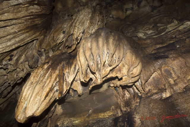 075 MISSIE la Grotte Plafond et Concretions 16E5K3IMG_120405wtmk.jpg