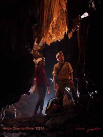Missie-Grotte-Tunnel-de-Passage-JLA-et-Julie-Photo-Olivier-Testa-2wtmk-web