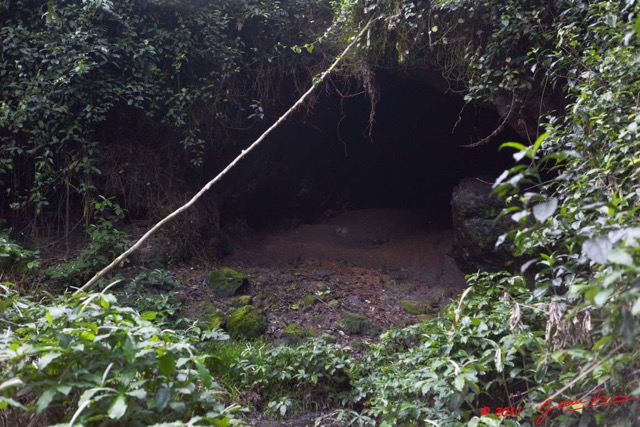 020 Grotte du FAUCON Entree 11E5K2IMG_70294wtmk.jpg