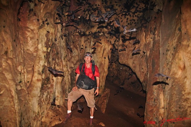 015 KELANGO Grotte Tunnel-JLA 8EIMG_20047WTMK.JPG