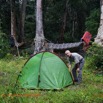 139 Minkebe Riviere Wa Campement 1 JLA Montant la Tente STB DSC00196awtmk.jpg